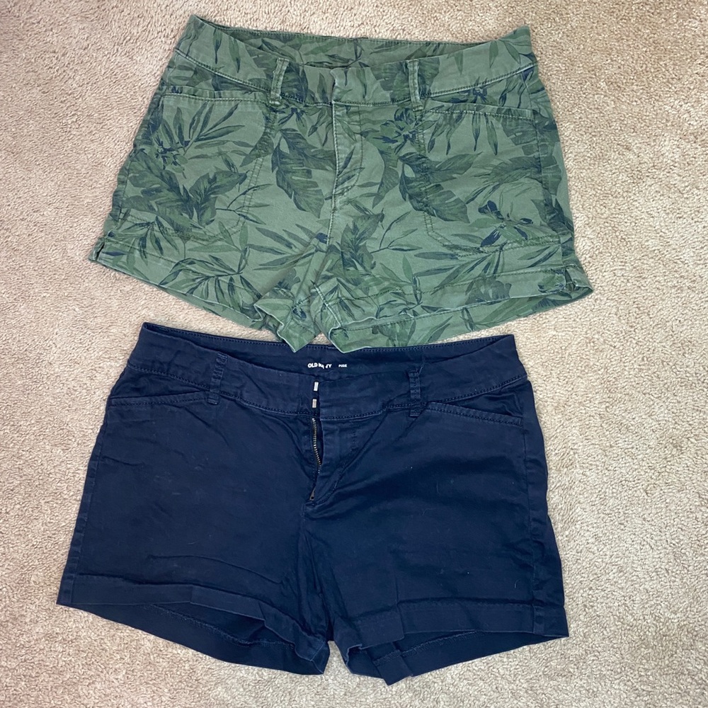 Size 4 Pixie Chino Old Navy Shorts
